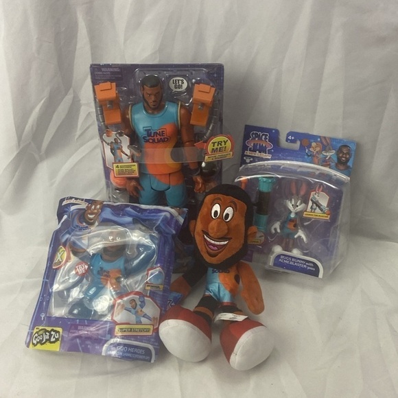 Space Jam A New Legacy LeBron James Bugs Bunny Action Figures Toys NIB Lot Of 4 - Picture 3 of 9